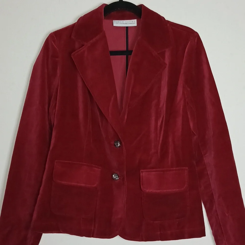 Liz Claiborne first issue